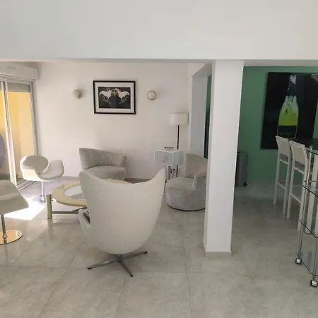 St Francois Apartament *
